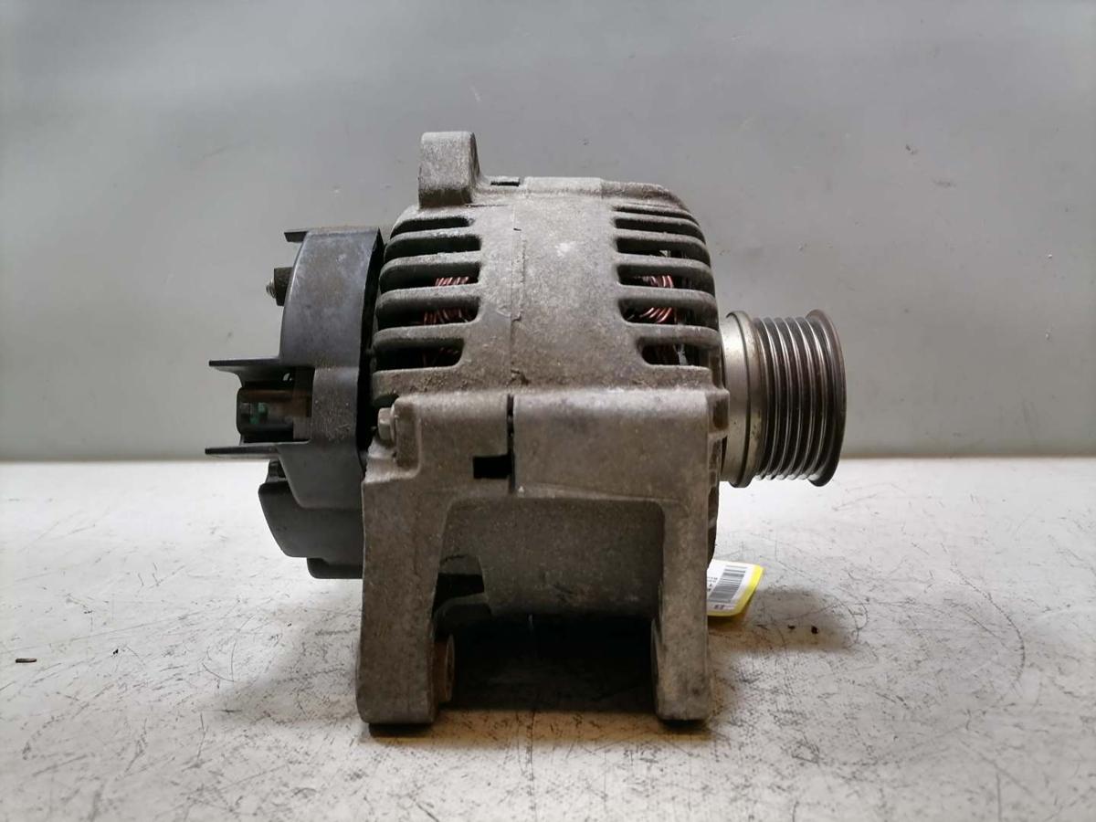 Renault Scenic 2 original Lichtmaschine Generator 1,6 82KW Bj.2007